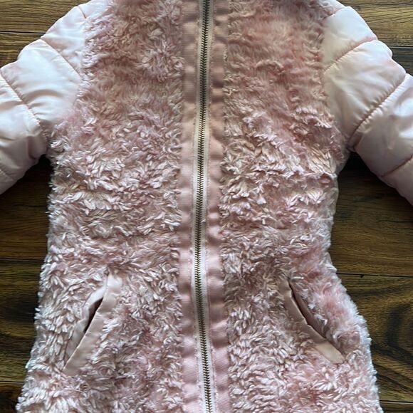 Girls coat   - Picture 3 of 6